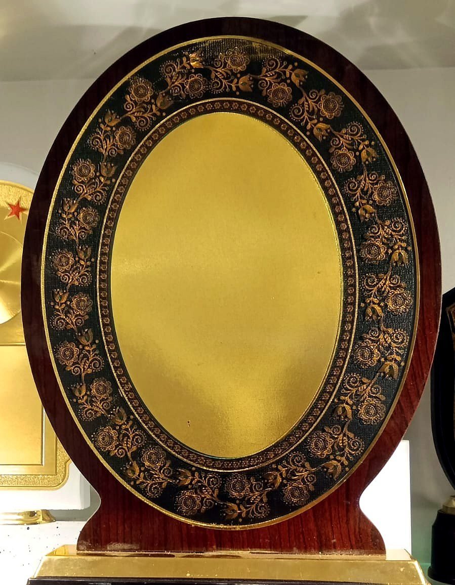Memento / Plaque Reference โ MMT-006